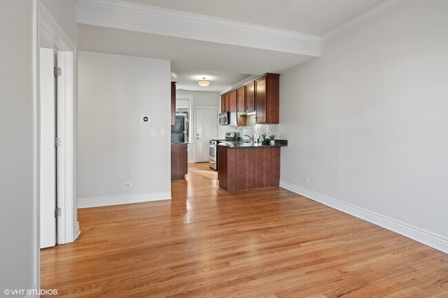 Foto del edificio - 2005 W Warner Ave