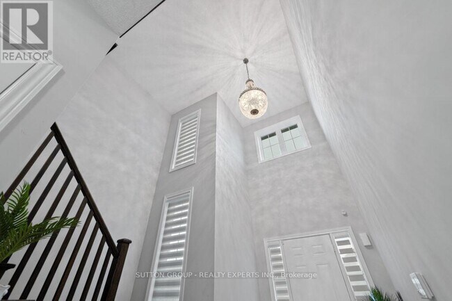 Building Photo - 4466 Saw Mill Dr