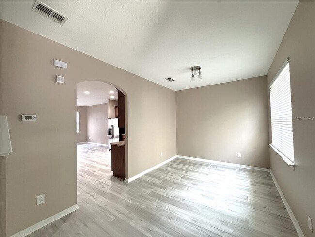 Foto del edificio - 12937 Emersondale Ave