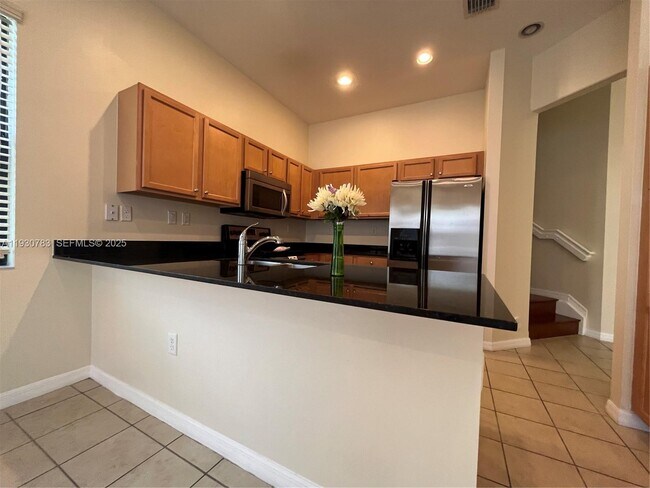 Foto del edificio - 9165 SW 36th Mnr