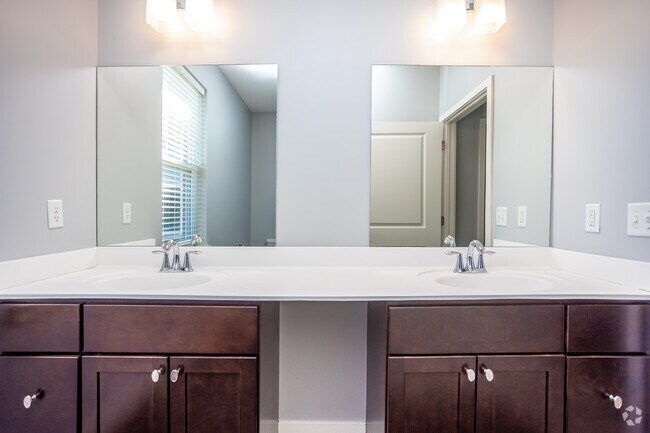 2HAB, 2BA - 1.440 ft² - The Hawthorne