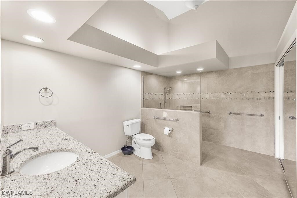 Foto principal - 205 Deerwood Cir