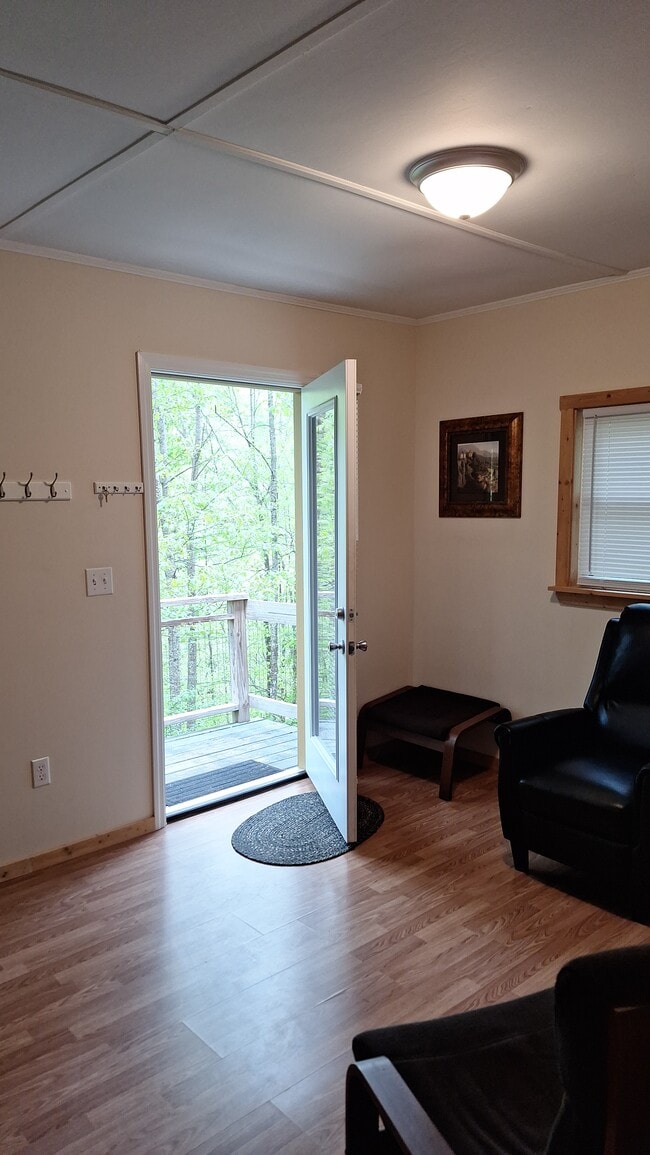 Foto del edificio - 164 Mundy Cove Rd