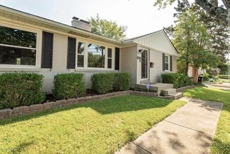 Building Photo - 3213 Bon Air Ave