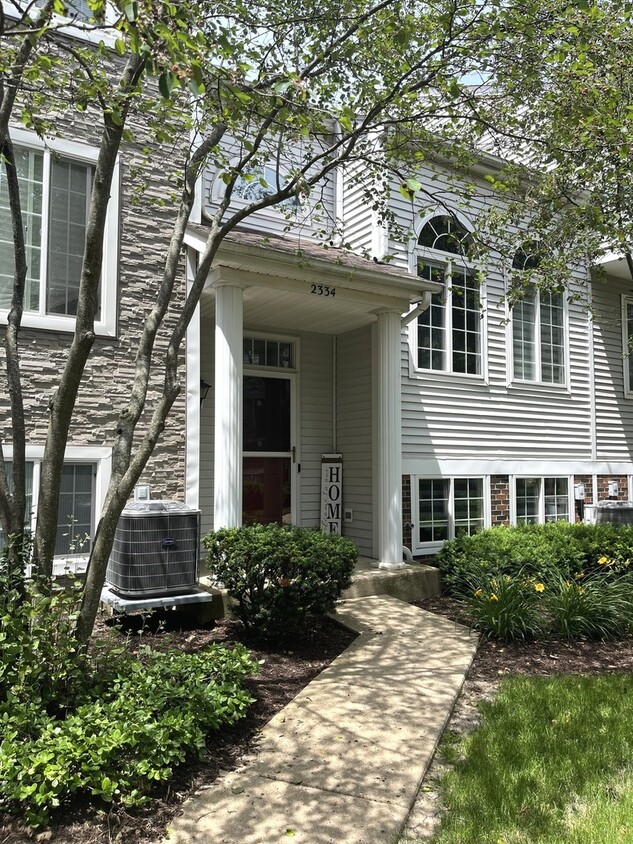 Primary Photo - 2334 Dawson Ln