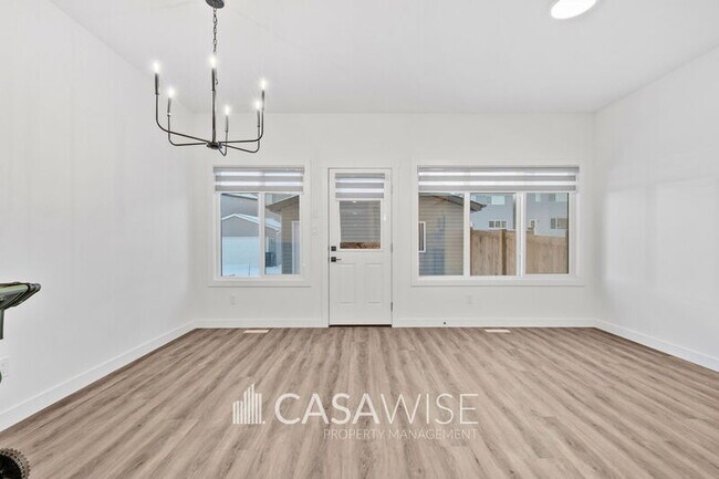 Photo du bâtiment - 17314-1736a 6a St NE