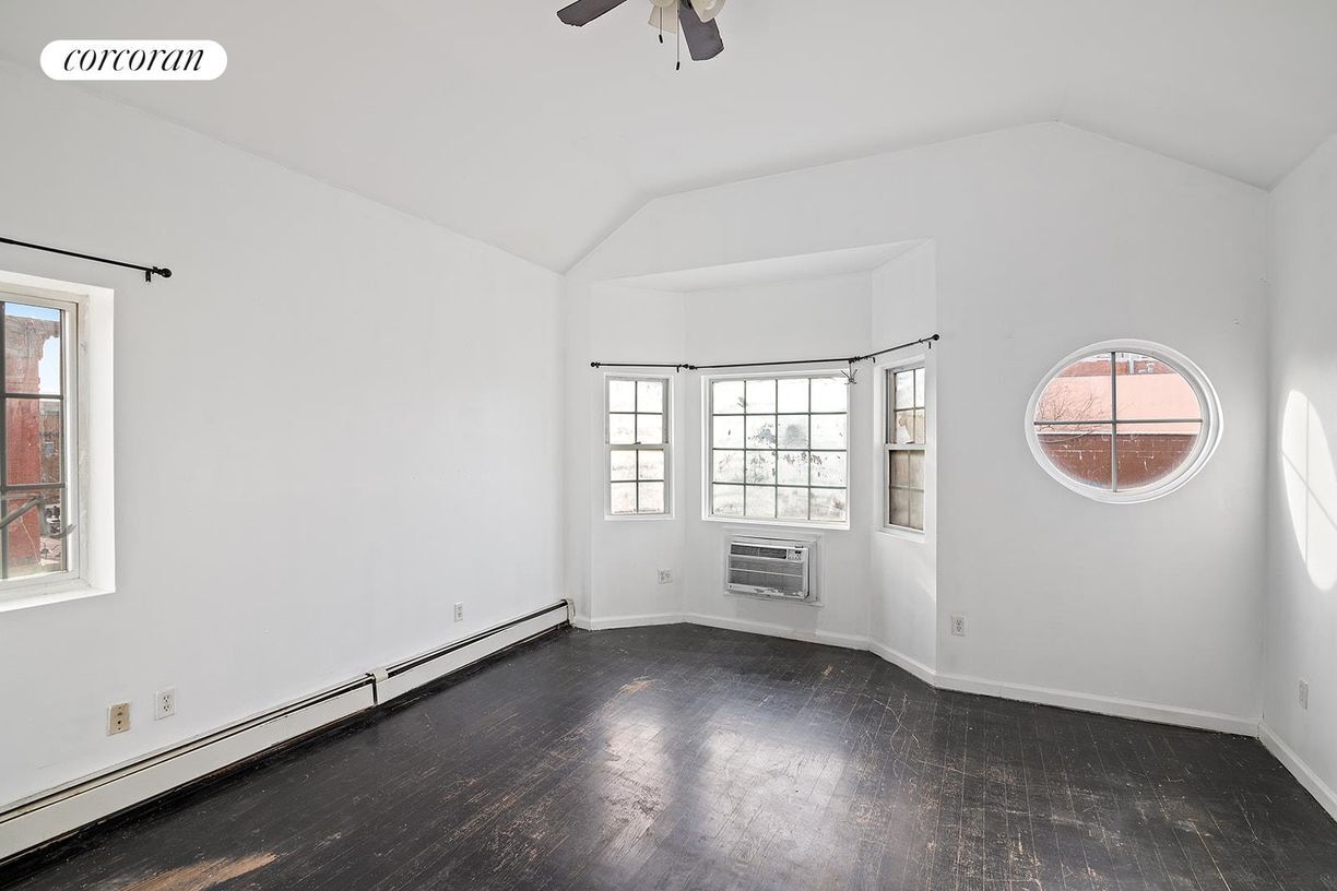 Primary Photo - 381 Nostrand Ave.