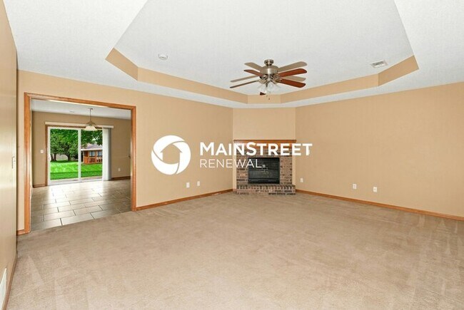 Foto del edificio - 3 Bedroom Pet-Friendly Home in Raymore, MO with Main Street Renewal