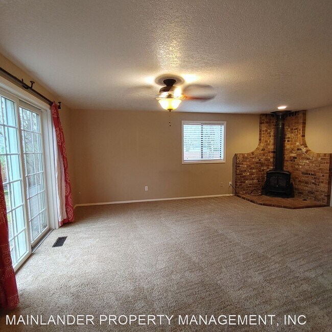 Foto del edificio - 30920 Willamette Way W