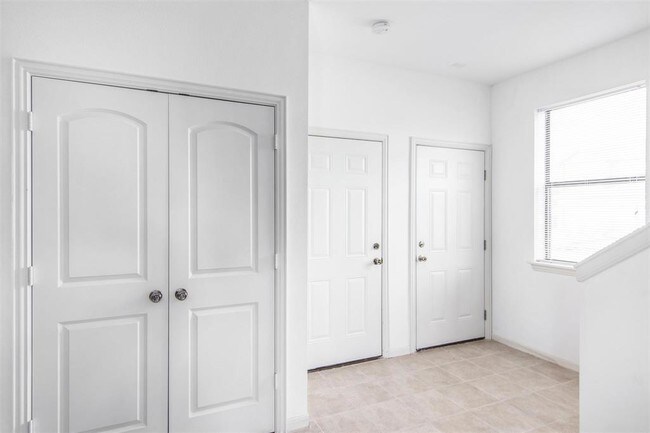 Foto del edificio - 4303 Oak Ridge Dr