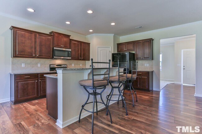 Building Photo - 8044 Remington Heights Dr