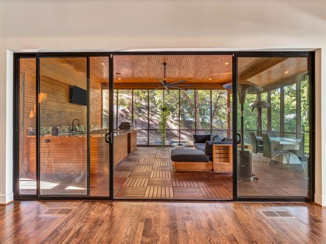 Foto del edificio - 8635 San Leandro Dr