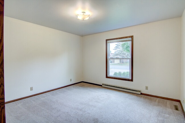 Building Photo - 3627 Lana Ln