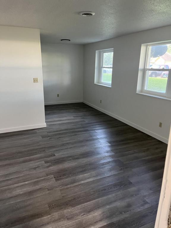 Foto principal - 722 Renshaw Ave