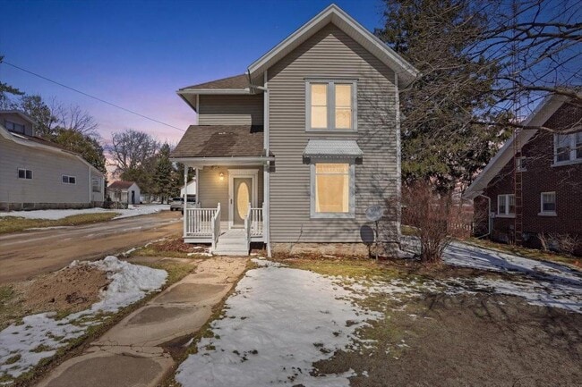 Foto del edificio - 626 E High St