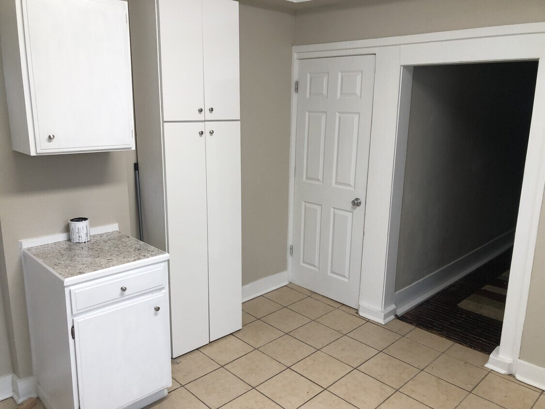 Foto del edificio - 675 Jefferson St