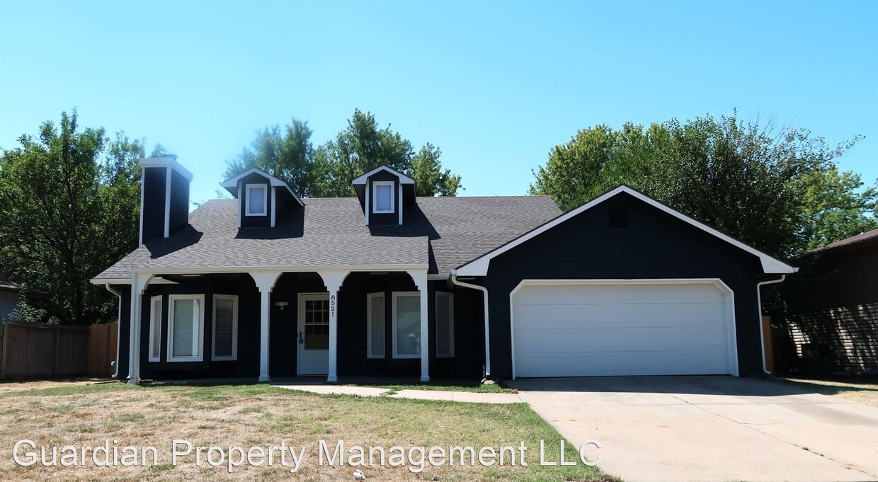 Primary Photo - 4 br, 3 bath House - 8521 E Marion