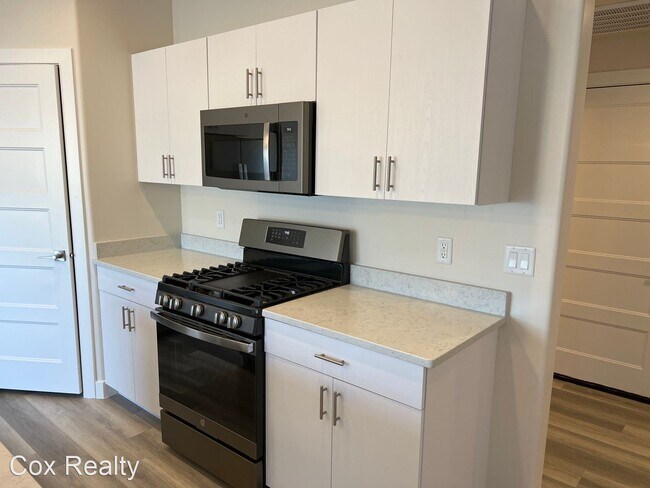 Foto del edificio - 3 br, 2.5 bath House - 607 E Eureka Alley