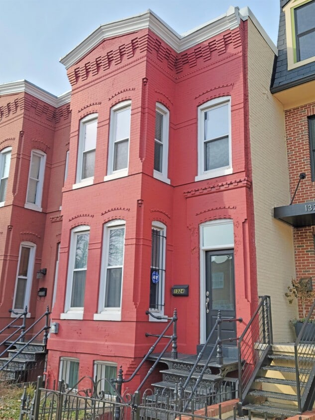 1324 Montello Ave NE, Washington, DC 20002 House Rental in Washington
