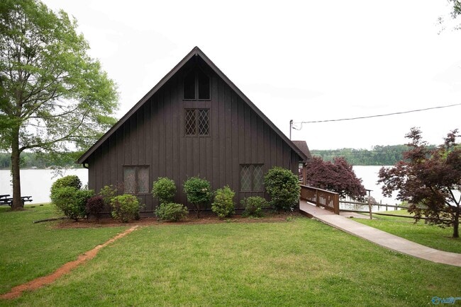Building Photo - 418 Riverton Dr