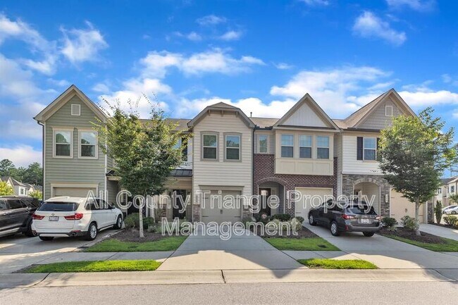 Foto del edificio - 208 Spring Flower Ln