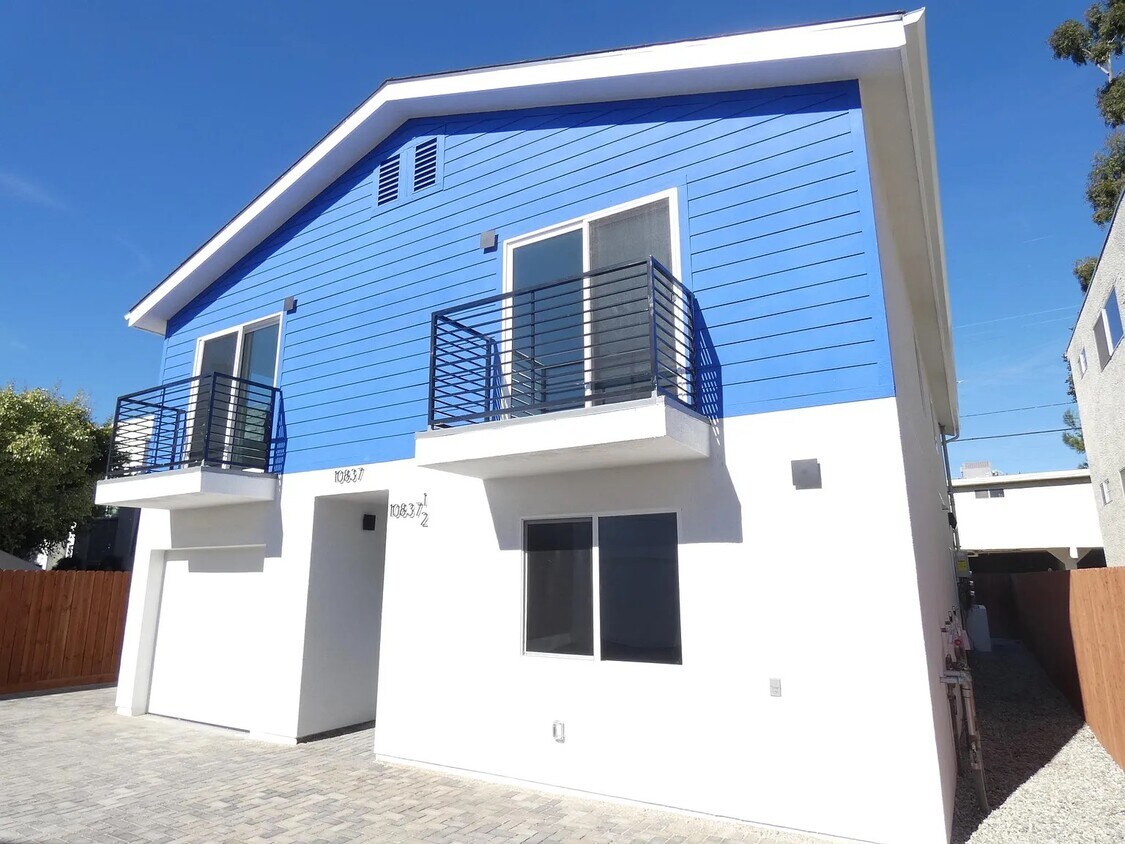 Foto principal - 10837 Blix St