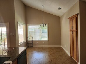 Building Photo - 9411 Jan Glen Ln