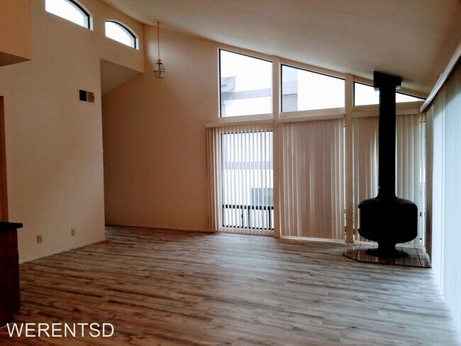 Foto del edificio - 2 br, 2.5 bath House - 11445 Madera Rosa Way
