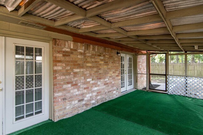 Building Photo - 23911 Conefall Ct