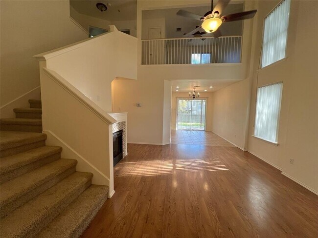 Foto del edificio - 1220 Ney Cove