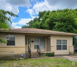 Building Photo - 244 River Oaks Cir
