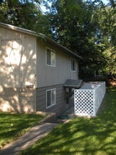 Building Photo - 920 S Harrison St