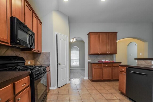 Building Photo - 6403 Alicia Way Dr