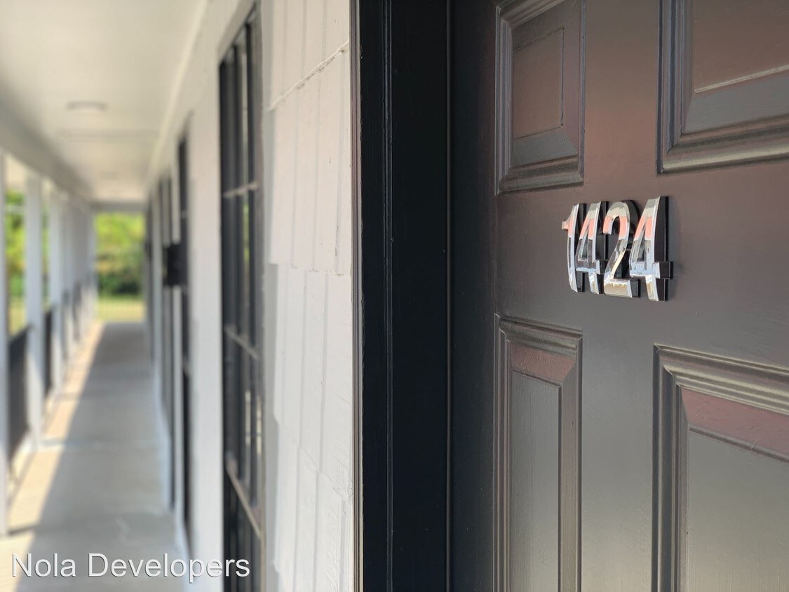 Primary Photo - 2 br, 1 bath Apartment - 6875 Harry Dr