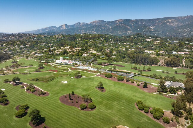Montecito Club is a local country club and is a popular wedding venue.
