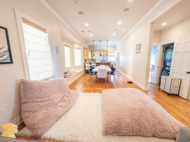 Photo - 589 Franklin St Townhome