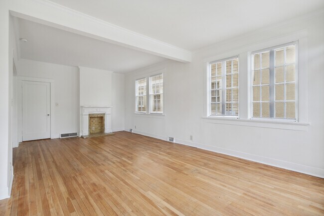 Foto del edificio - 1633 Jefferson Ave