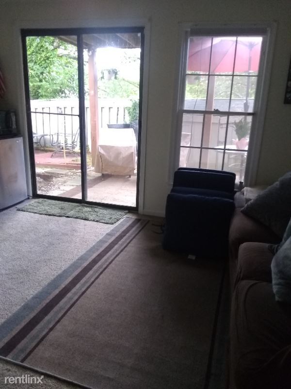 Building Photo - 2 br, 2.5 bath Townhome - 20213 Ravensdale Ct