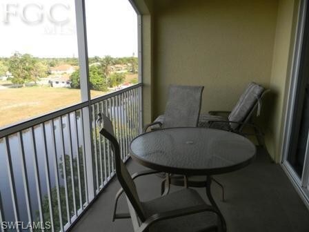 Foto del edificio - 1781 Four Mile Cove Pkwy
