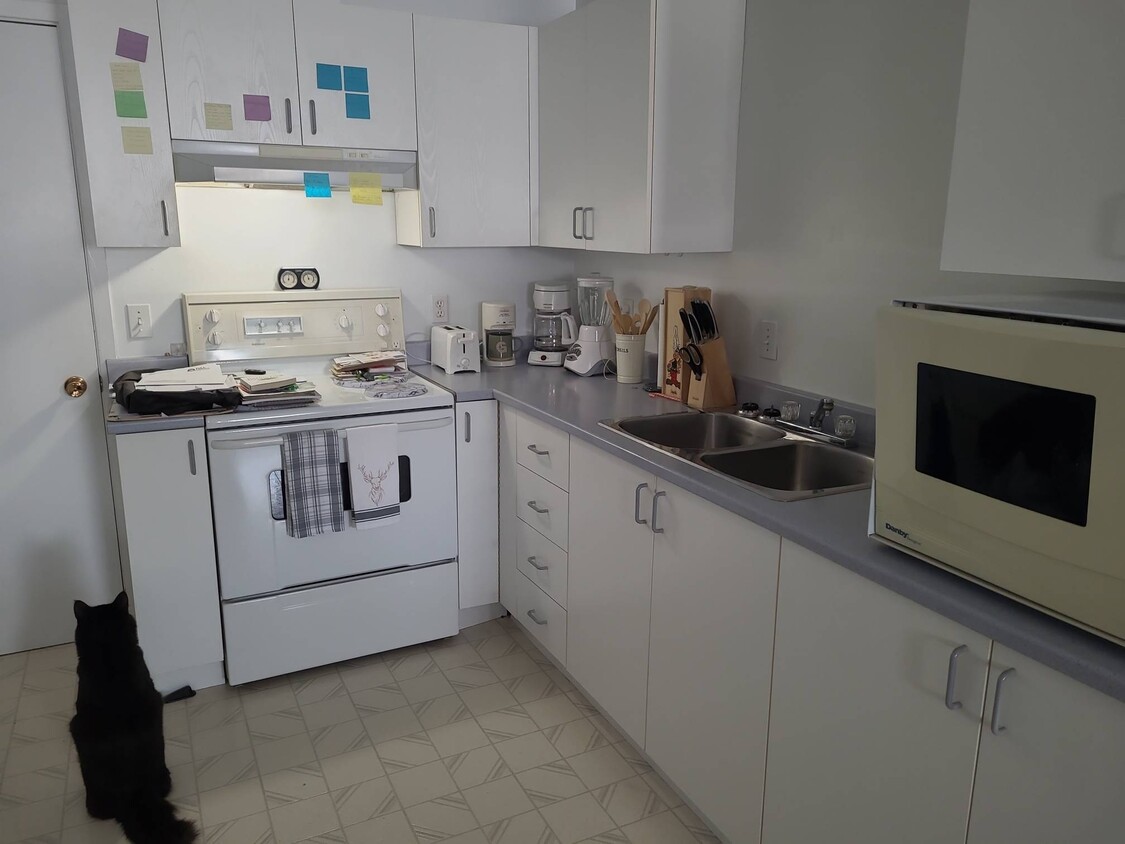 Primary Photo - 630 Rue Principale