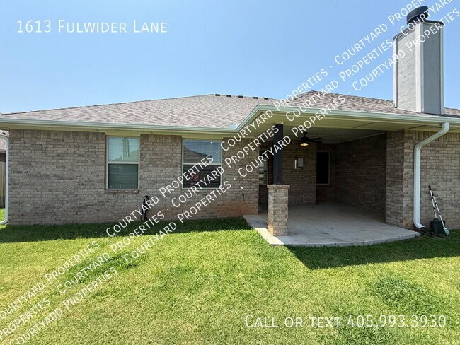 Foto del edificio - 1613 Fulwider Ln
