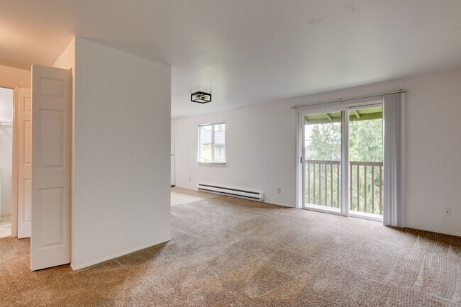 Building Photo - Comfortable 2-Bedroom Apartment