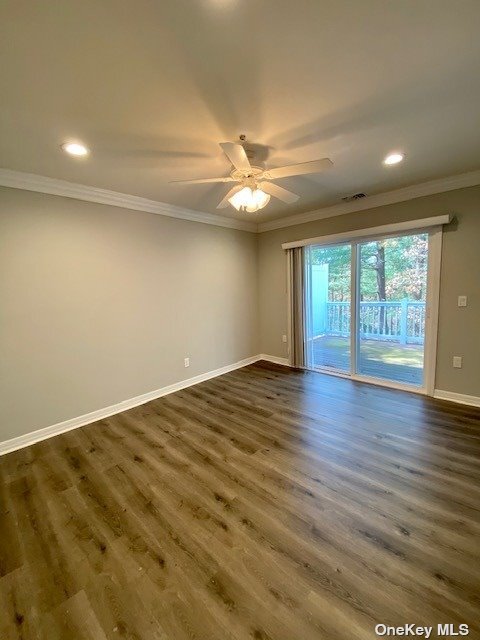 Building Photo - 130 Lake Pointe Ct