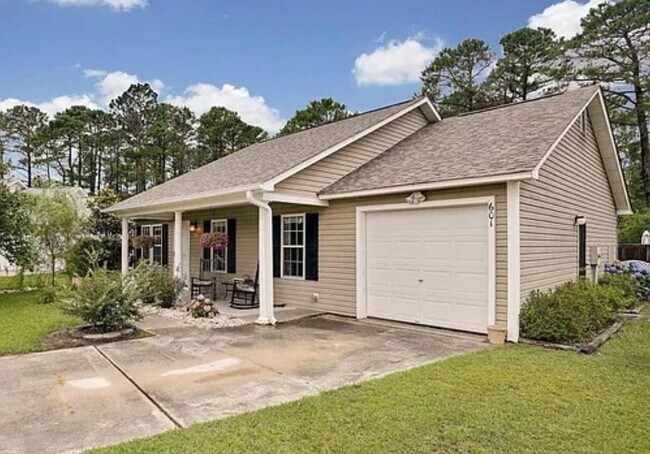 Foto del edificio - 601 Tisbury Ln