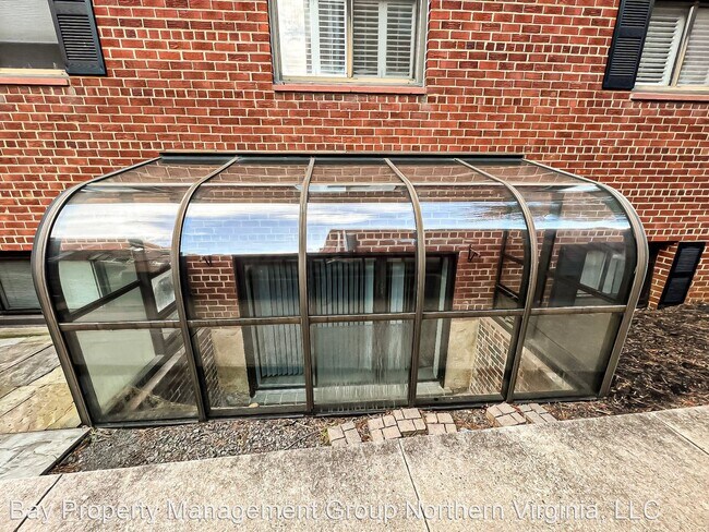 Building Photo - 3 br, 2 bath House - 2702 Dartmouth Rd #2