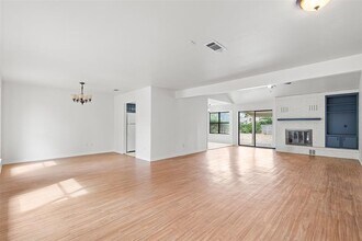 Building Photo - 104 Tallwood Dr