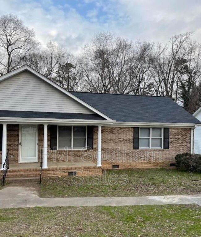 Building Photo - 307 Jonesville Rd