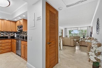 Building Photo - 2671 S Course Dr