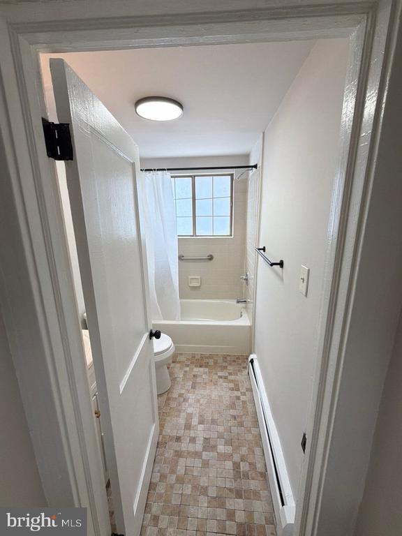 Building Photo - 7092 Forrest Ave