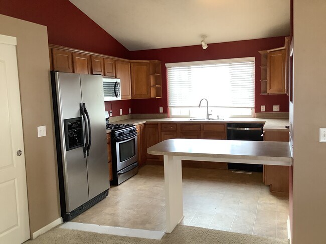 Building Photo - 2914 Parkside Dr